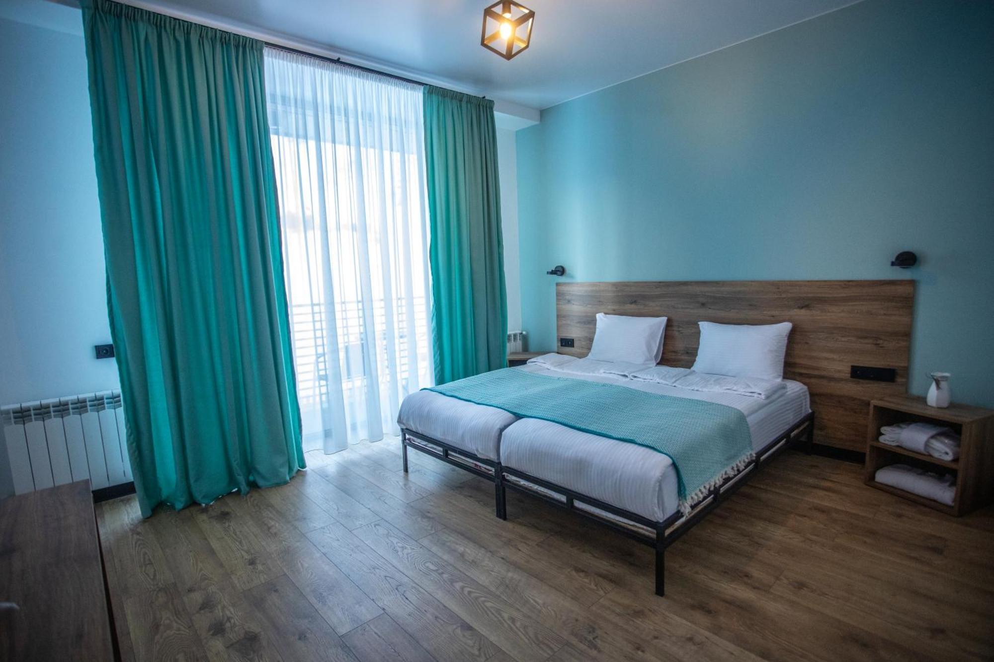 Kazbegi Hotel Grand View Exterior photo