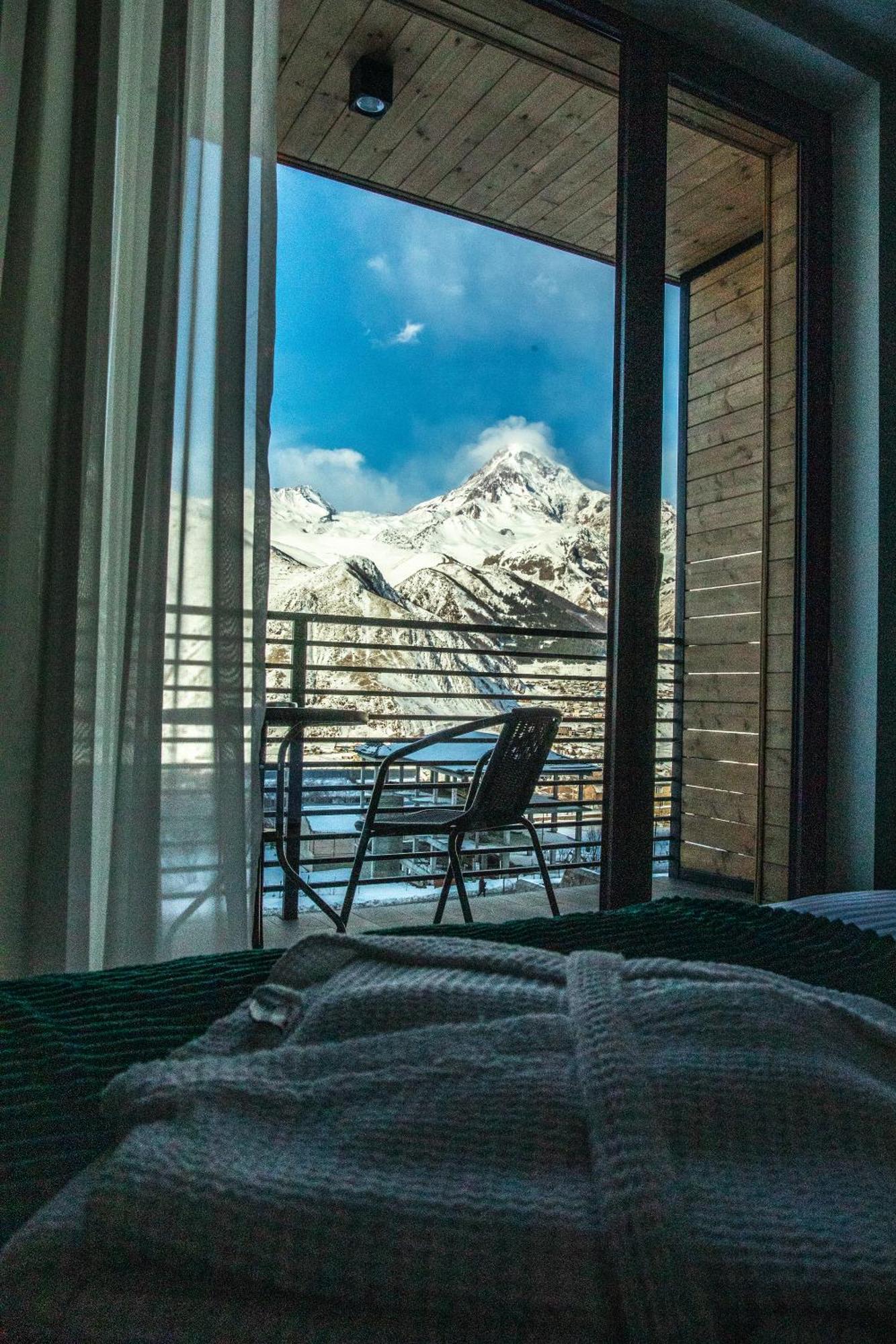Kazbegi Hotel Grand View Exterior photo