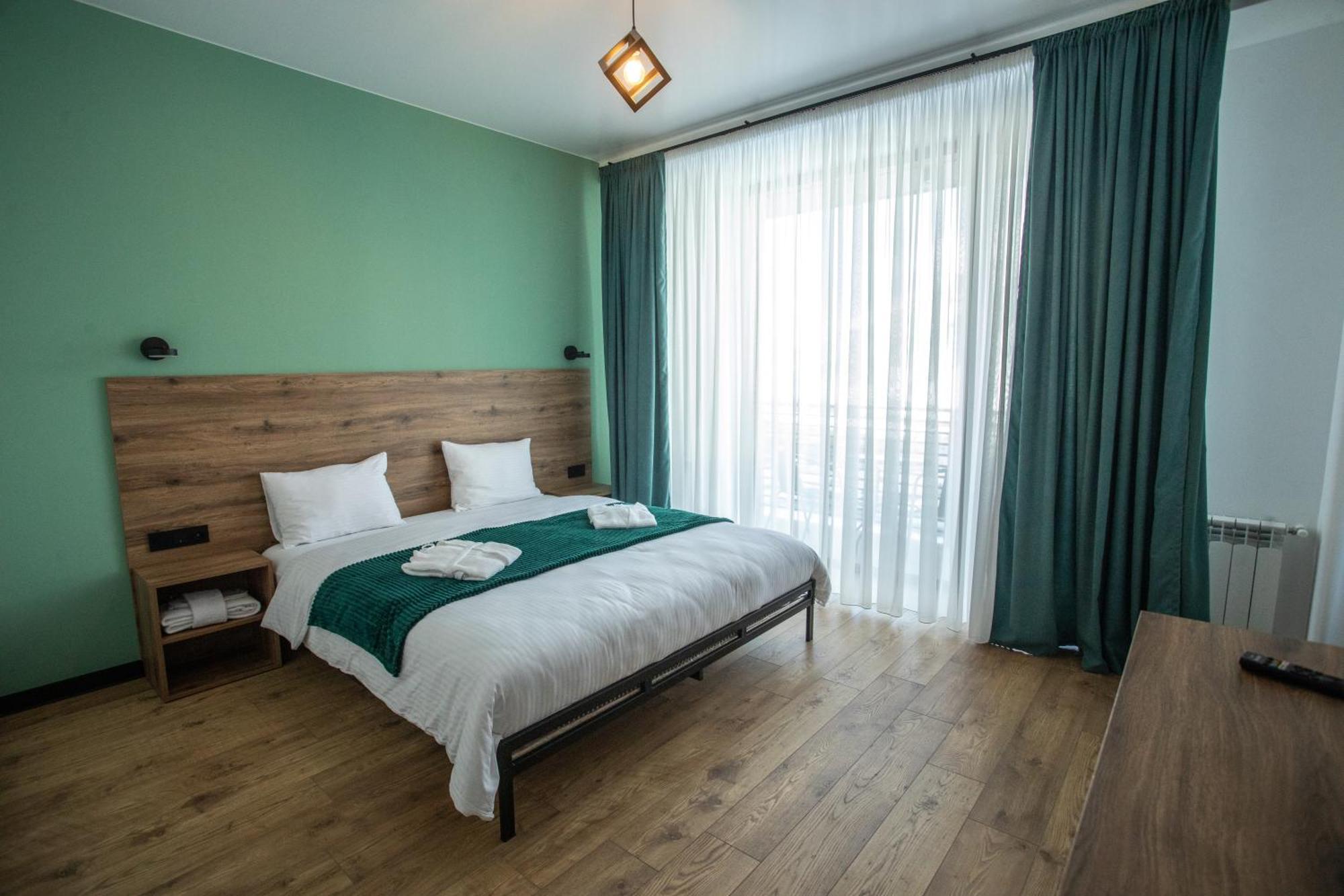 Kazbegi Hotel Grand View Exterior photo