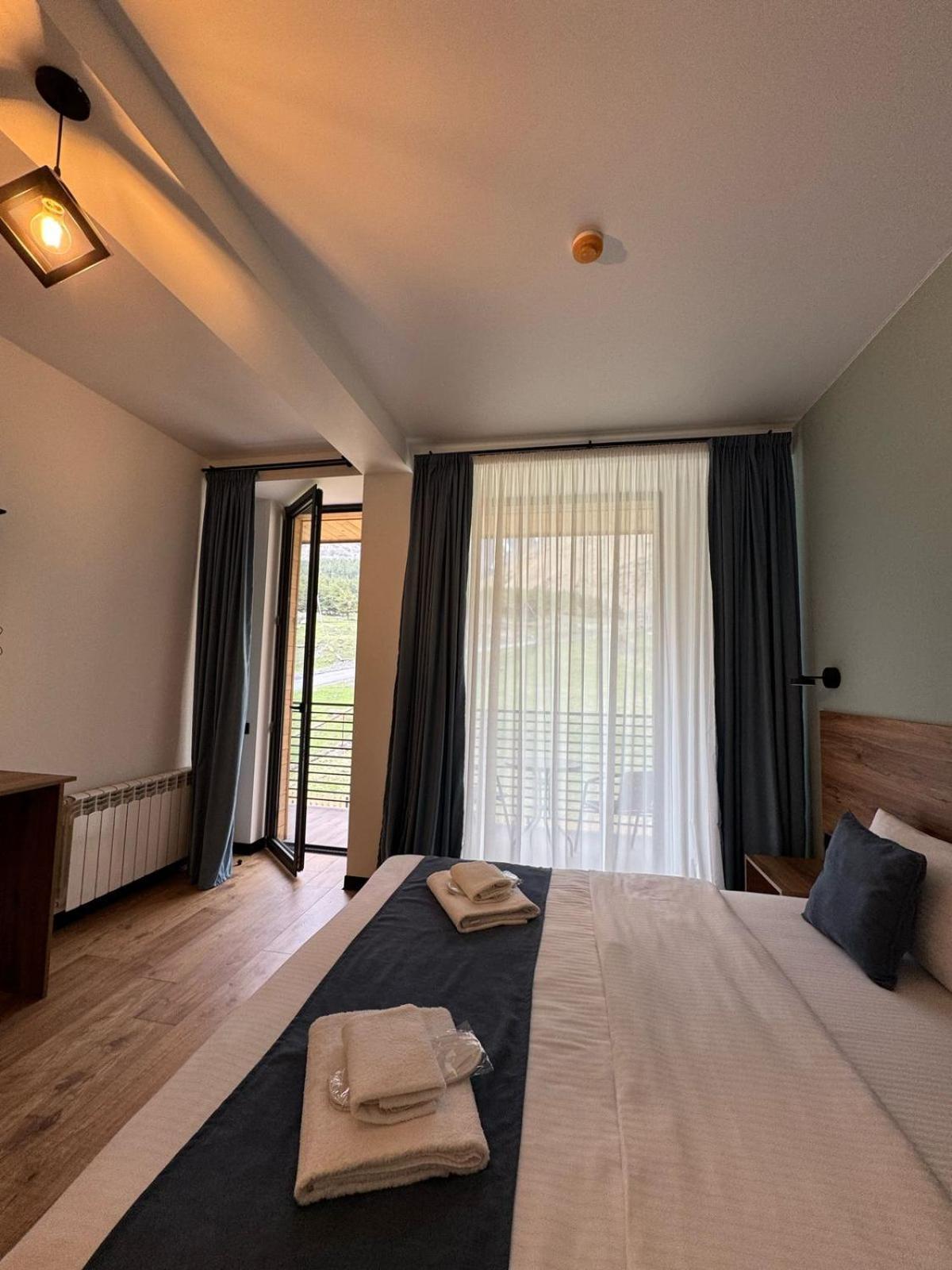 Kazbegi Hotel Grand View Exterior photo