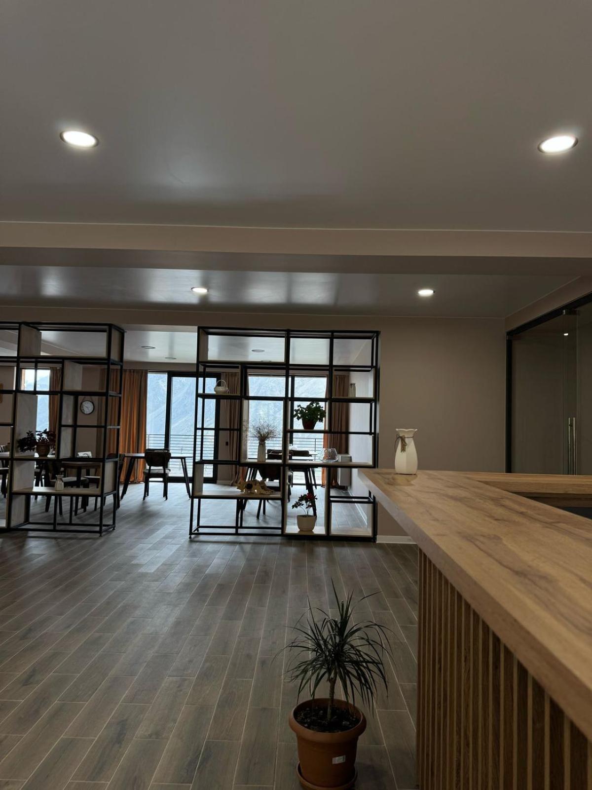 Kazbegi Hotel Grand View Exterior photo
