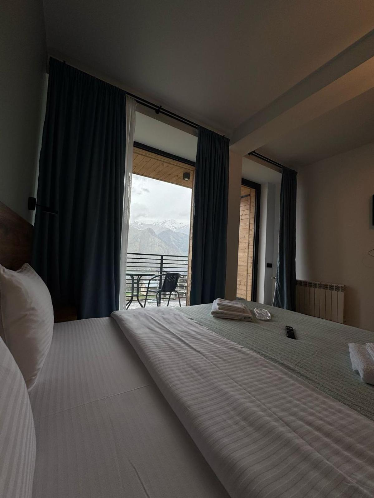 Kazbegi Hotel Grand View Exterior photo